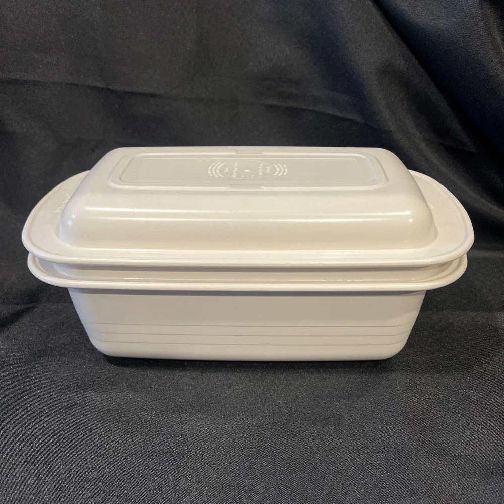 TUPPERWARE USA VINTAGE ULTRA 21 OVENWARE LOAF PAN Set Of‎ 2 - New NOS